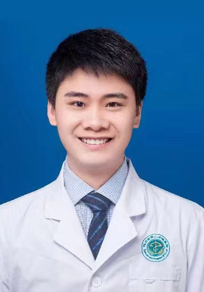 邱健