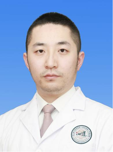 贺成斐