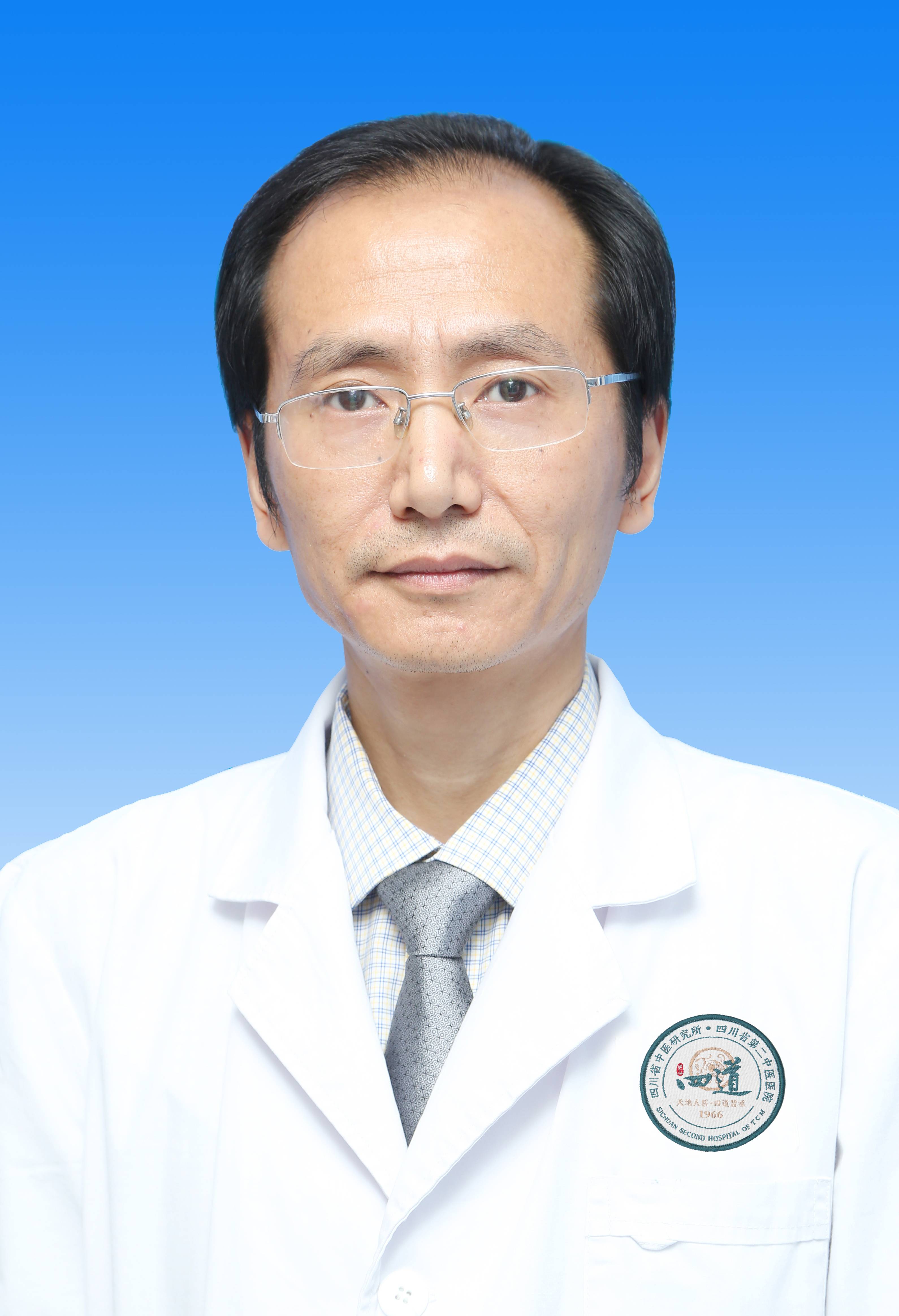 姓名：欧阳松 科室：杜氏骨伤科 职称：主任中医师(1).jpg